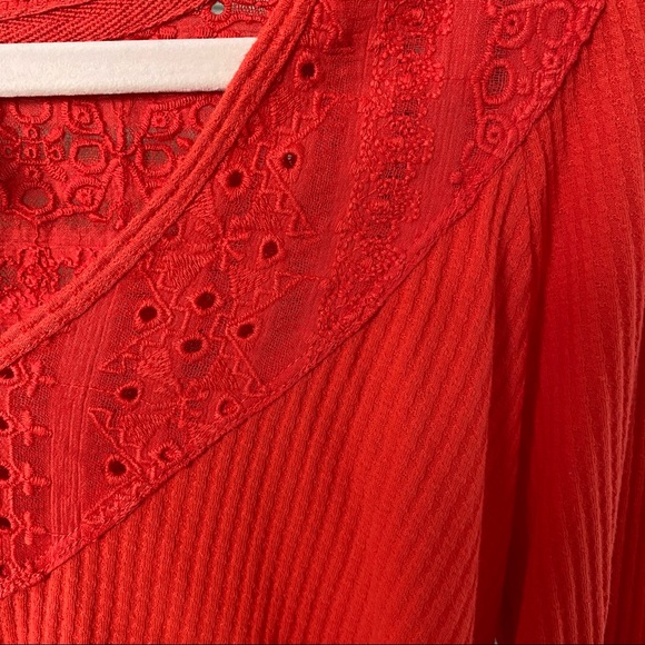 Free People | Eyelet Bell-Sleeved Too | Size XS - Picture 5 of 7